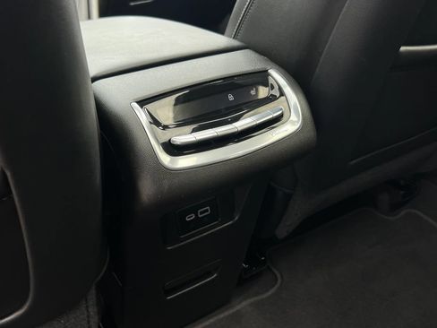 Certified 2023 Cadillac XT6 Premium Luxury FWD image 21