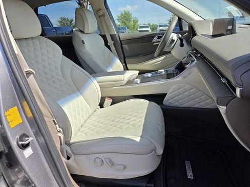 Used 2023 Genesis GV80 3.5T w/ Prestige Package AWD/4WD image 18