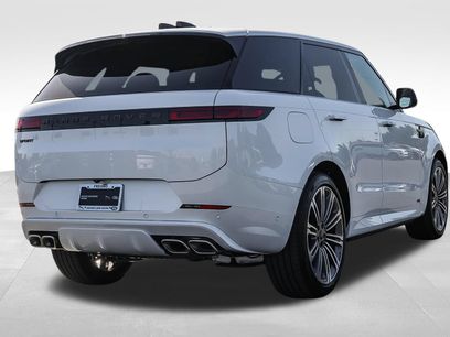 New 2026 Land Rover Range Rover Sport Dynamic SE