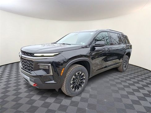 New 2026 Chevrolet Traverse Z71 w/ LPO, Floor Liner Package image 2