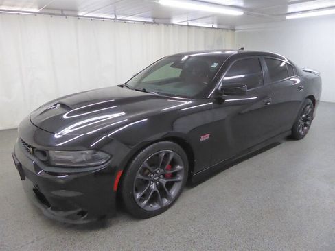Used 2021 Dodge Charger Scat Pack w/ Plus Group RWD image 3