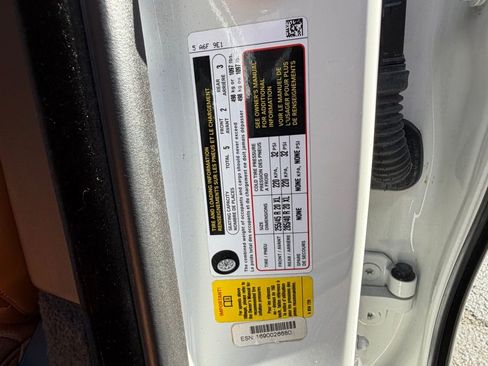 Used 2019 BMW 740i image 4