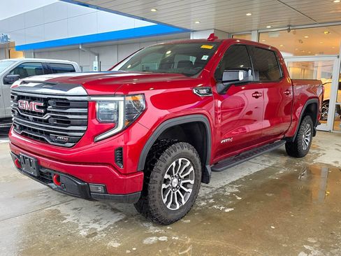 Used 2023 GMC Sierra 1500 AT4 w/ Technology Package AWD/4WD image 2