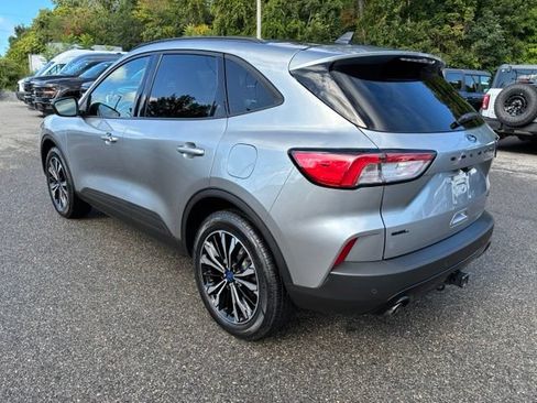 Certified 2022 Ford Escape SEL w/ SEL Stealth AWD Package image 8