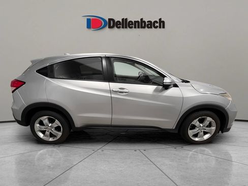 Used 2016 Honda HR-V EX image 6