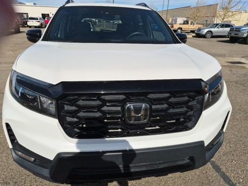 Used 2023 Honda Passport Elite image 2