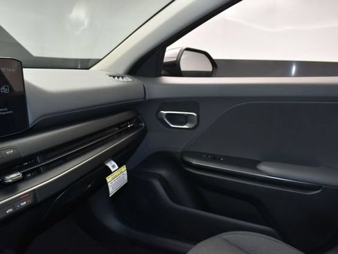 Used 2025 Kia K4 FWD image 20