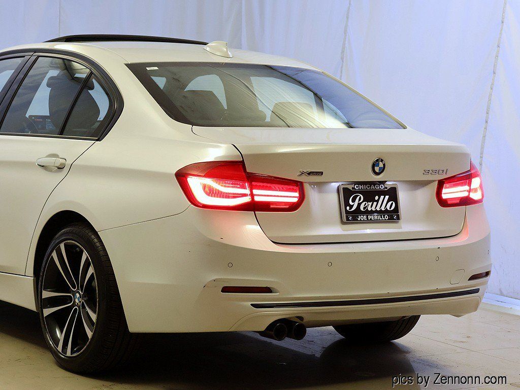 Used 2018 BMW 330i xDrive Sedan w/ Convenience Package AWD/4WD image 8