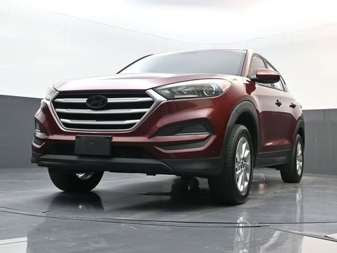 Used 2017 Hyundai Tucson SE image 33