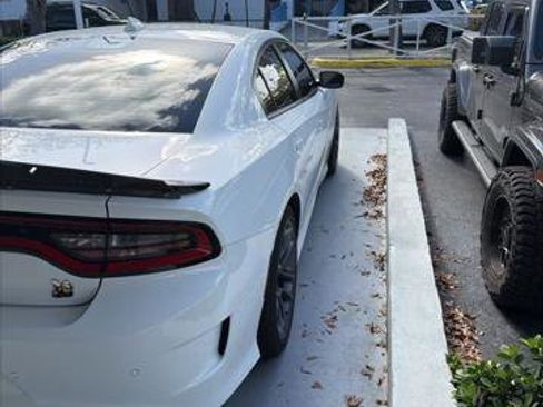 Certified 2023 Dodge Charger Scat Pack w/ Plus Group image 4