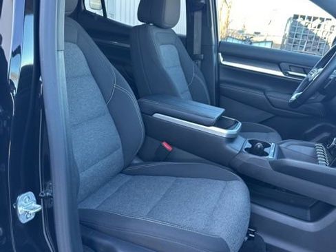 Used 2025 GMC Terrain Elevation image 33