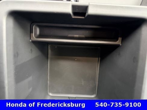 Certified 2025 Honda Pilot Elite image 43