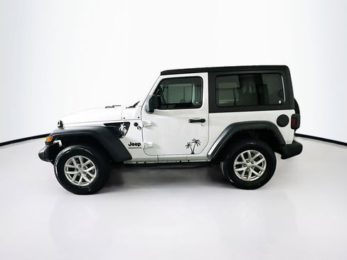 Used 2023 Jeep Wrangler Sport S image 4