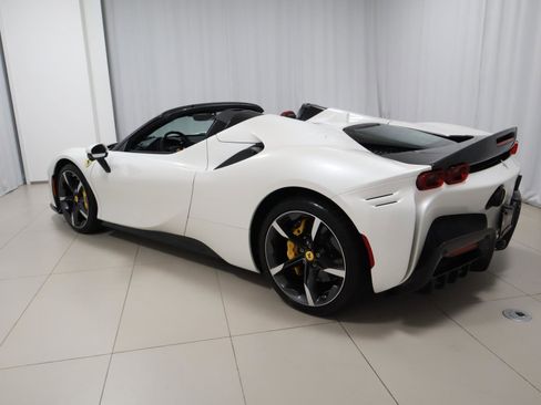 Certified 2023 Ferrari SF90 Spider image 15