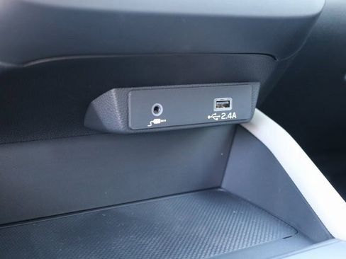 Used 2025 Subaru Forester image 25