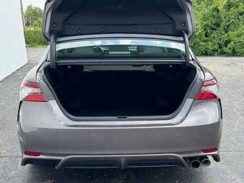 Used 2023 Toyota Camry SE image 8