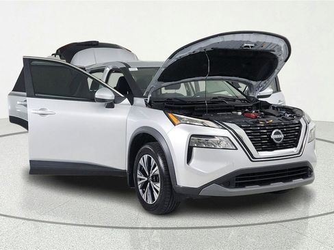 Used 2023 Nissan Rogue SV FWD image 1
