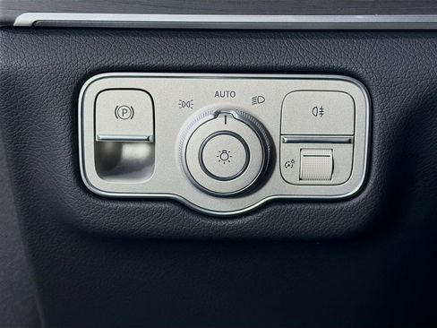 New 2026 Mercedes-Benz GLE 450 4MATIC Coupe image 11