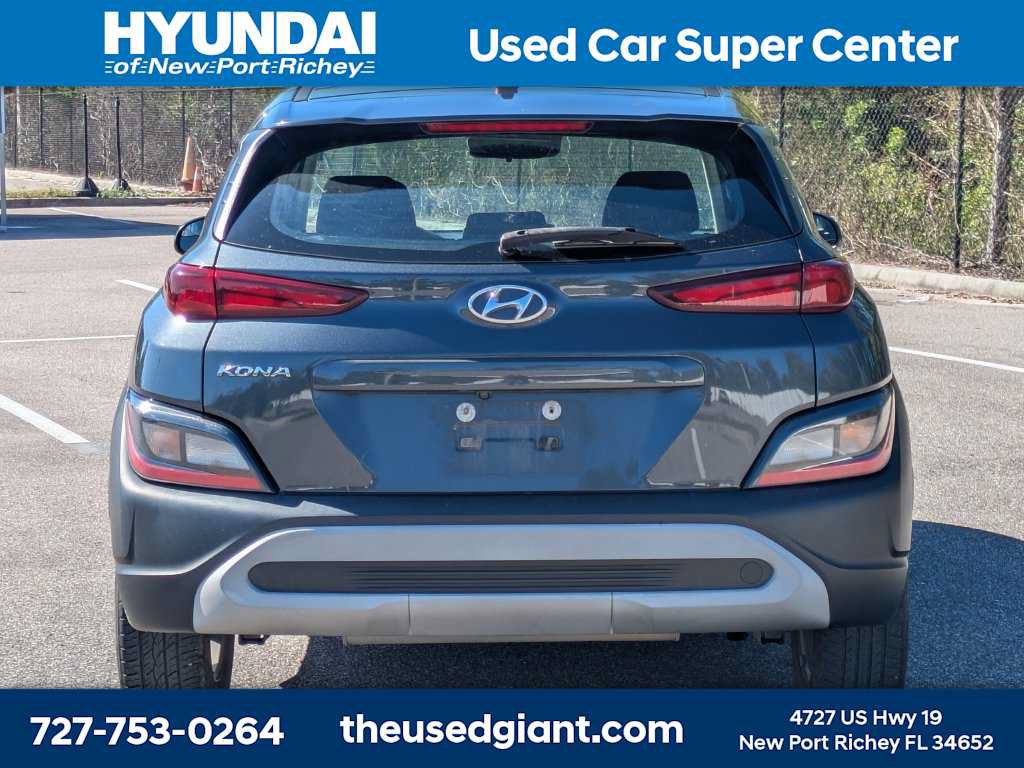 Used 2022 Hyundai Kona SE FWD image 4