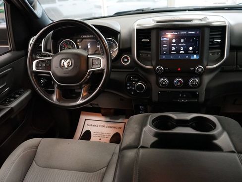Used 2022 RAM 1500 Big Horn AWD/4WD image 9
