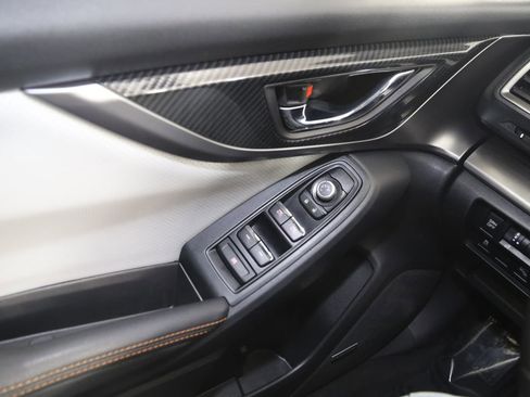 Used 2018 Subaru Crosstrek 2.0i Limited image 31