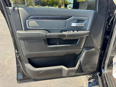 Used 2020 RAM 2500 Big Horn image 13