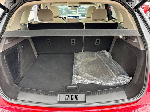 Certified 2023 Lincoln Corsair AWD w/ Equipment Group 101A image 9