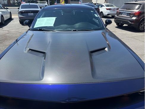 Used 2016 Dodge Challenger R/T Scat Pack w/ Leather Interior Group RWD image 3