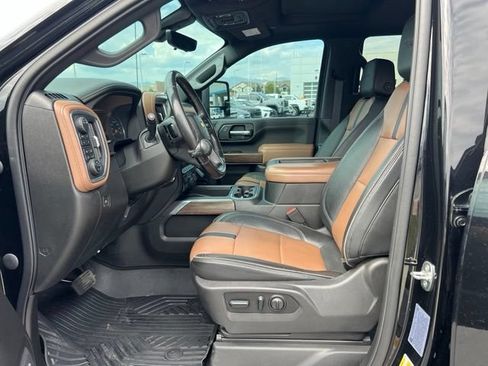 Used 2022 Chevrolet Silverado 2500 High Country w/ Z71 Off-Road Package AWD/4WD image 15