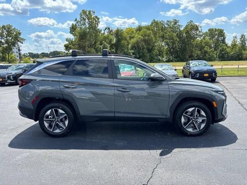 Used 2026 Hyundai Tucson SEL AWD/4WD image 2