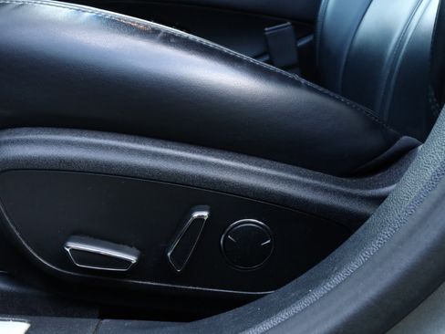 Used 2017 Lincoln MKZ Premiere image 21