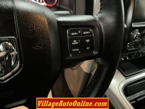 Used 2017 RAM 1500 Classic SLT w/ SLT Plus D←cor Group image 21