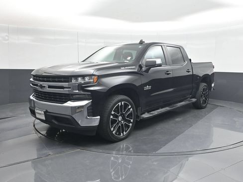 Used 2019 Chevrolet Silverado 1500 LT w/ Texas Edition RWD image 29