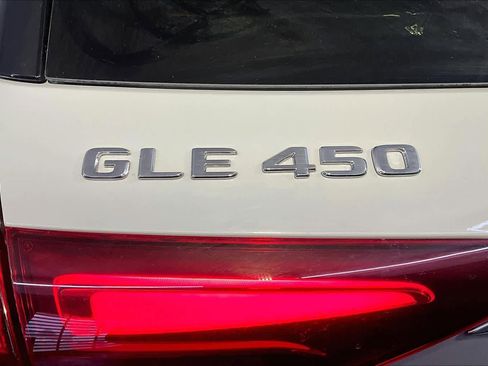 New 2026 Mercedes-Benz GLE 450 4MATIC image 6