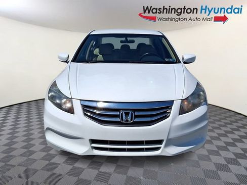 Used 2011 Honda Accord SE image 2