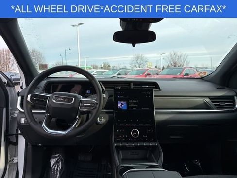 Used 2025 GMC Terrain Elevation image 23