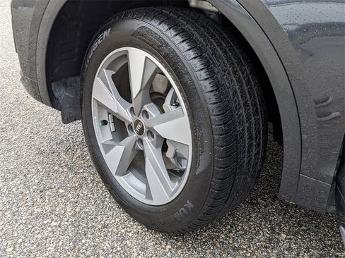 Used 2023 Audi Q5 2.0T Premium w/ Convenience Package image 29