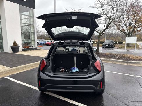 New 2026 MINI Cooper 2-Door Hardtop FWD image 8
