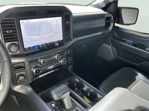 Certified 2025 Ford F150 Lariat w/ Equipment Group 501A Mid image 32