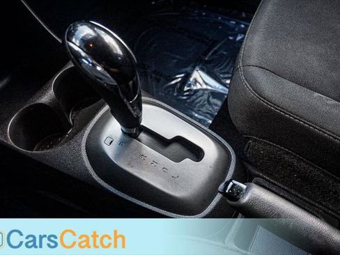 Used 2019 Chevrolet Spark LT image 32