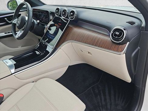 Certified 2026 Mercedes-Benz GLC 300 image 21