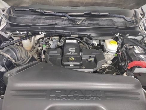 Used 2023 RAM 2500 Laramie AWD/4WD image 17