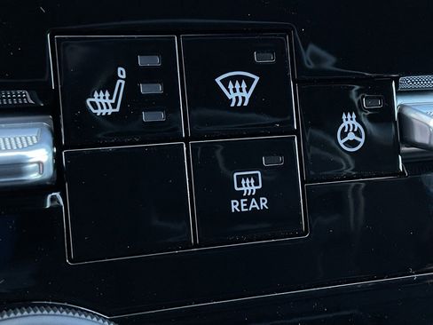 New 2026 Nissan Armada SL image 45