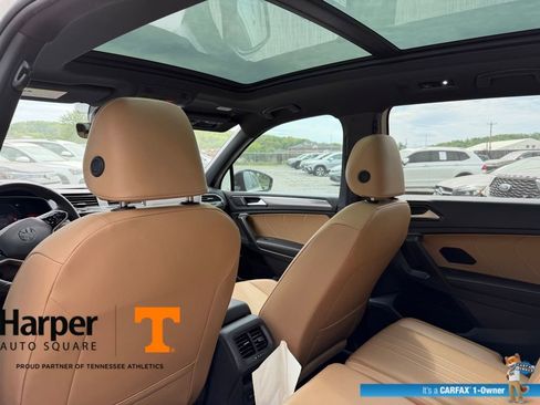Used 2024 Volkswagen Tiguan SE R-Line image 11