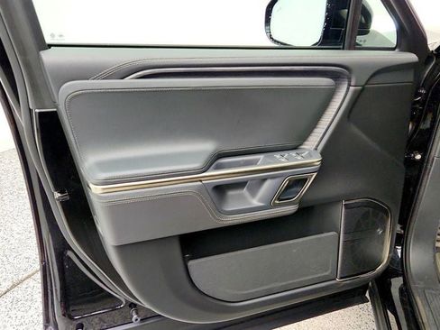 Used 2023 Rivian R1T Adventure AWD/4WD image 11