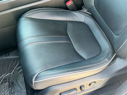 Used 2023 Honda Pilot Elite image 20