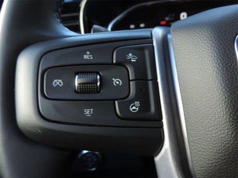 Certified 2025 GMC Sierra 1500 SLT image 27