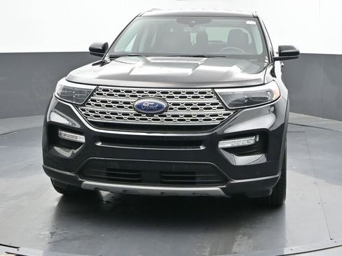 Used 2022 Ford Explorer Limited AWD/4WD image 4