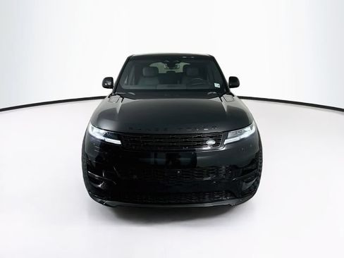 Used 2024 Land Rover Range Rover Sport Dynamic SE AWD/4WD image 2