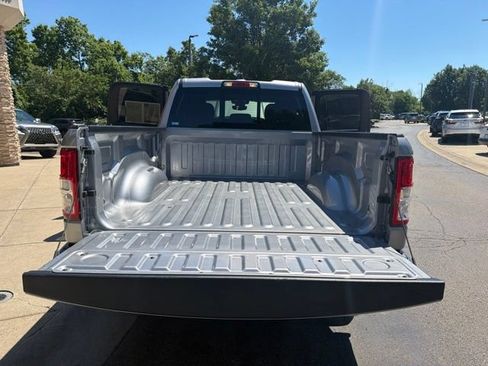Used 2024 RAM 1500 Big Horn AWD/4WD image 11